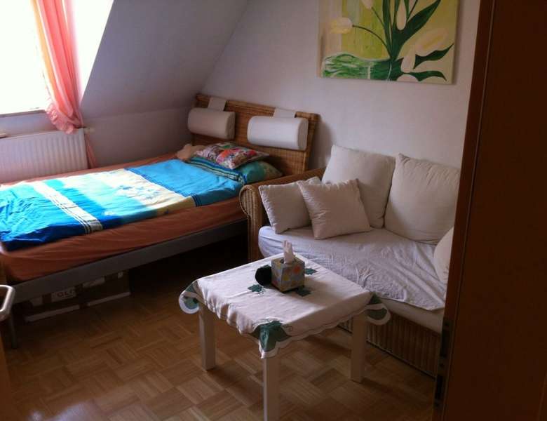 1. Gastgezin Augsburg Jong.