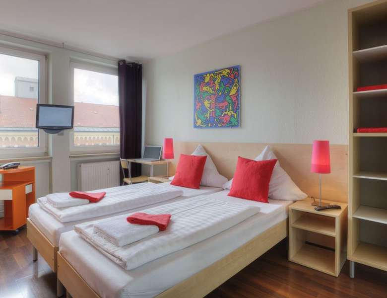 1. Hotel Comfort München