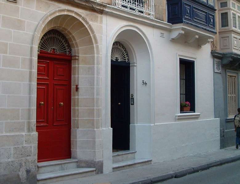 1. Sliema Jong  Gastgezin