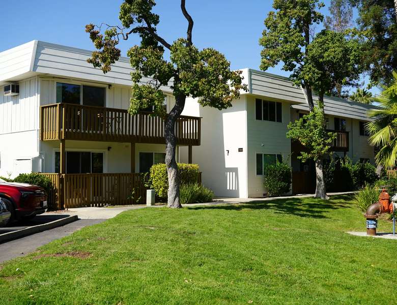 Foothill - Student Housing3
