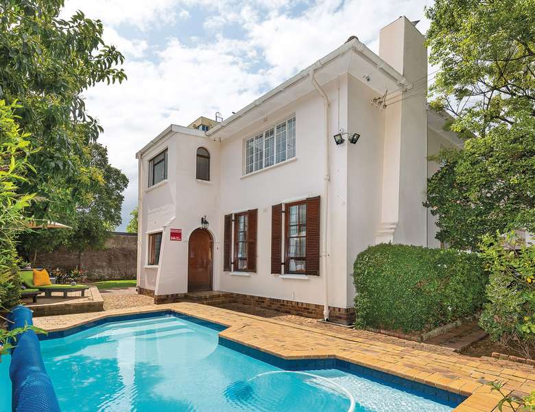 Kaapstad_newlands_Student_House (1)