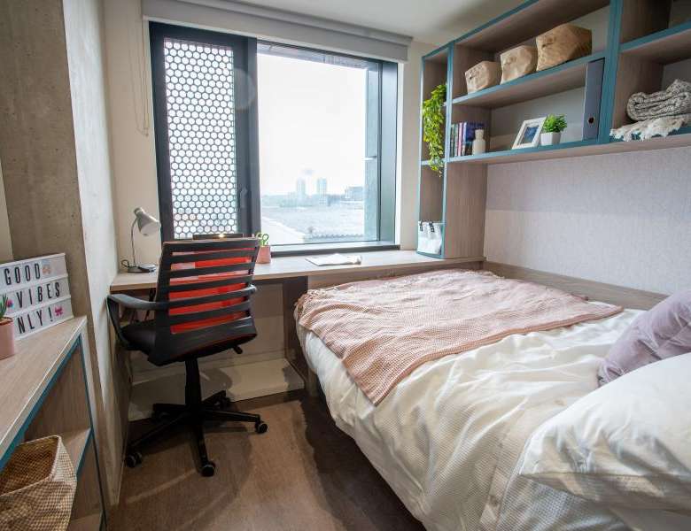 Battersea residence London - room