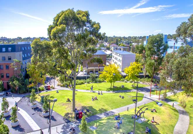 Swinburne University